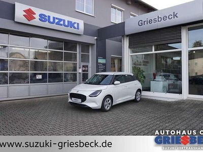 Neu Suzuki Swift Comfort 83 PS (61 kW) 2026 Pure white pearl metallic Kleinwagen