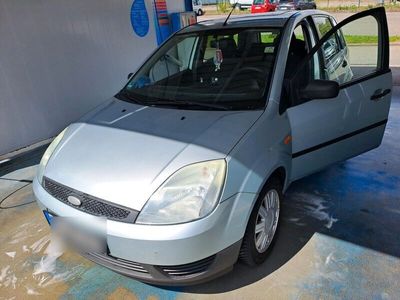 gebraucht Ford Fiesta 1.4