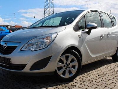 Gebraucht Opel Meriva Active 120 PS (88 kW) 2013 Silber Van / Kleinbus