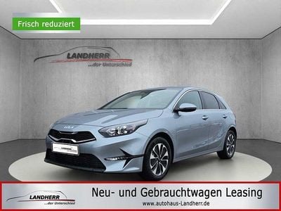 Neu Kia Ceed Gold 140 PS (102 kW) 2026 Lunar silber Kleinwagen