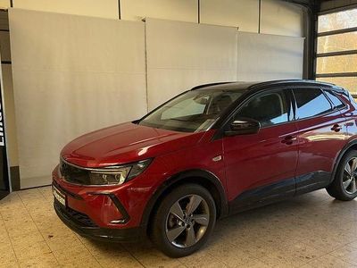 Rot Gebraucht 2024 Opel Grandland X SUV | 24.590 € (Fairer Preis)