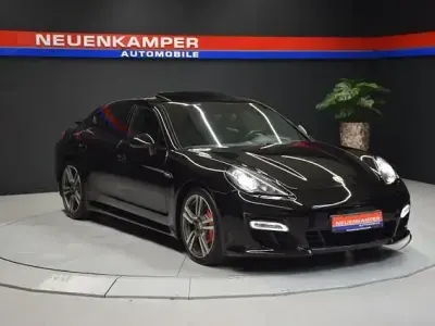 Gebraucht Porsche Panamera GTS Sport 430 PS (316 kW) 2012 Schwarz Kleinwagen