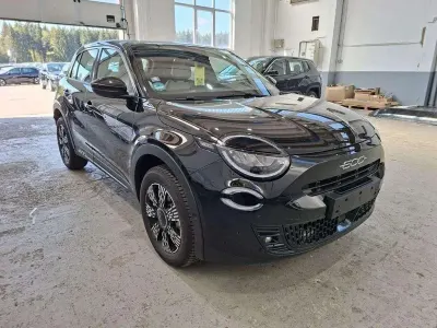 Gebraucht Fiat 600 101 PS (74 kW) 2024 Schwarz SUV