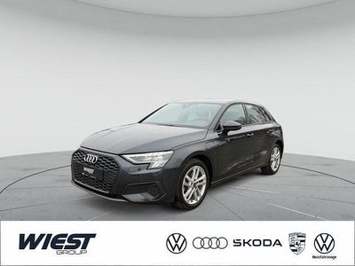 Gebraucht Audi A3 Sportback e-tron Ambiente 204 PS (150 kW) 2023 Manhattangrau metallic Kleinwagen