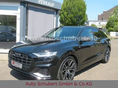 Gebraucht Audi Q8 Competition 286 PS (210 kW) 2023 Schwarz SUV