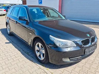 Gebraucht BMW 525 Lifestyle 218 PS (160 kW) 2008 Schwarz Kombi