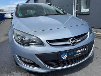 Gebraucht Opel Astra Exklusiv 140 PS (102 kW) 2016 Blau Kombi
