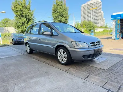 Gebraucht Opel Zafira Edition 147 PS (108 kW) 2005 Grau Van / Kleinbus