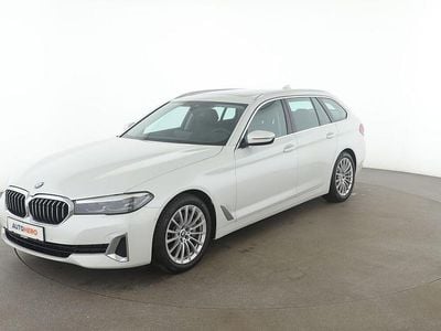 Weiß Gebraucht 2022 BMW 530 Luxury Line Kombi | 39.960 € (Guter Preis)