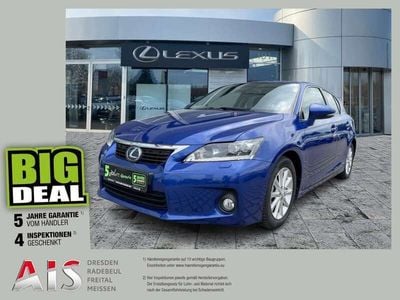 Lexus CT200h