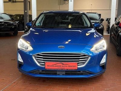 Blau Gebraucht 2019 Ford Focus Cool & Connect Limousine | 14.290 € (Fairer Preis)