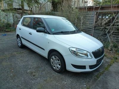 Gebraucht Skoda Fabia Cool Edition 69 PS (50 kW) 2014 Weiß Kleinwagen