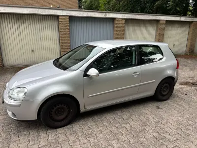 Gebraucht VW Golf IV Sportline 116 PS (85 kW) 2004 Silber Limousine