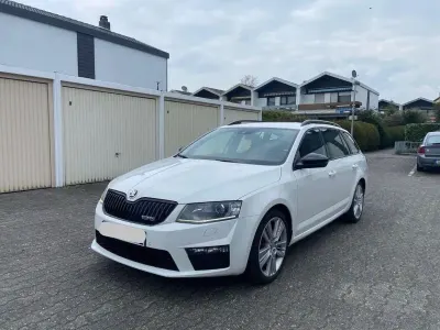 Gebraucht Skoda Octavia RS 184 PS (135 kW) 2014 Weiß Kombi