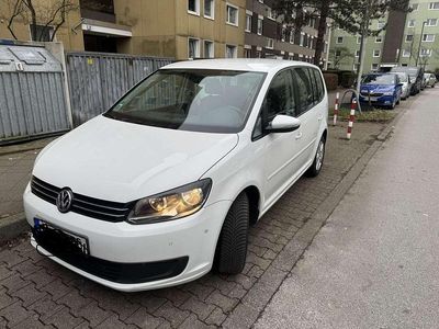 Gebraucht VW Touran Cup 105 PS (77 kW) 2014 Weiß Van / Kleinbus