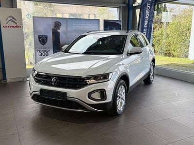 Second-hand VW T-Roc Life 150 CP (110 kW) 2023 Alb SUV