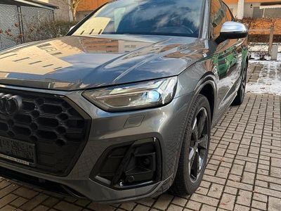 Grau Gebraucht 2023 Audi SQ5 Ambiente SUV | 65.500 € (Teuer)
