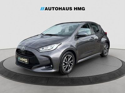Gebraucht Toyota Yaris Hybrid Team 116 PS (85 kW) 2021 Grau Limousine