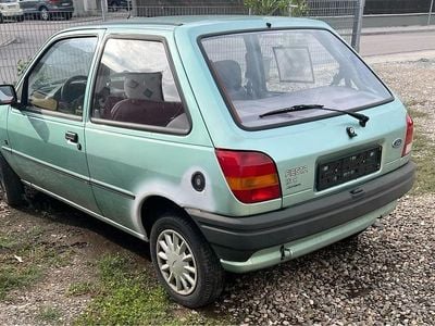 Gebraucht Ford Fiesta 50 PS (36 kW) 1992 Grün Kleinwagen