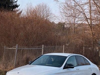 Second-hand Mercedes C180 AMG line 122 CP (89 kW) 2020 Alb Berlinǎ
