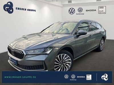 Grau Neu 2025 Skoda Superb LAURIN & KLEMENT Kombi | 66.190 €