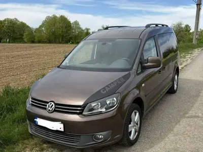 Brugt VW Caddy Maxi Comfortline 140 HK (102 kW) 2011 Brun MPV