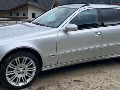 Mercedes E320