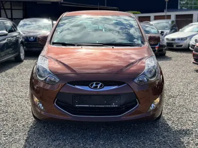 Gebraucht Hyundai ix20 Classic 90 PS (66 kW) 2013 Braun Kleinwagen