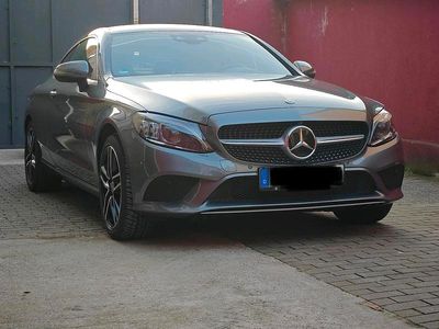 Gebraucht Mercedes C200 198 PS (145 kW) 2018 Grau Coupé