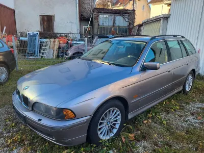 Gebraucht BMW 520 Lifestyle 170 PS (125 kW) 2001 Grau Kombi