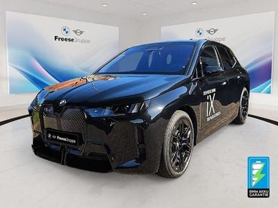 Neu BMW iX M Sport 300 kW (408 PS) 2025 Schwarz SUV