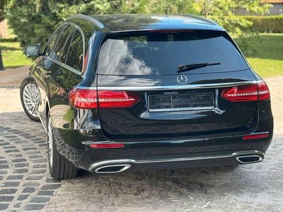 Mercedes E220