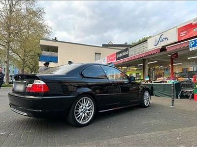 Gebraucht BMW 320 M Sport 170 PS (125 kW) 2002 Schwarz Coupé