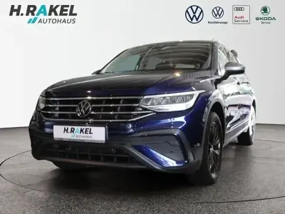 Gebraucht VW Tiguan Allspace Move 190 PS (139 kW) 2024 Blau SUV