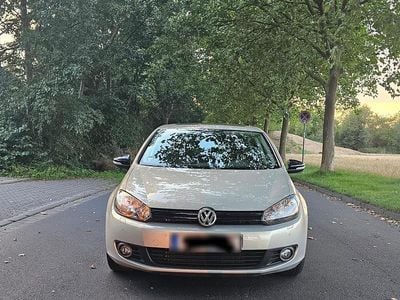 Gebraucht VW Golf VI 143 PS (105 kW) 2012 Silber Kleinwagen