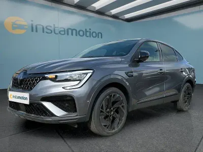 Neu Renault Arkana 143 PS (105 kW) 2025 Grau SUV