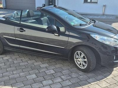 Gebraucht Peugeot 207 CC 120 PS (88 kW) 2012 Schwarz Cabrio