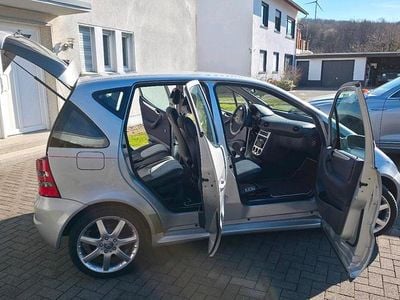 Gebraucht Mercedes A210 140 PS (102 kW) 2002 Silber Limousine