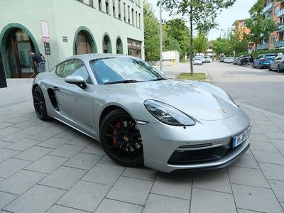 Porsche Cayman GTS