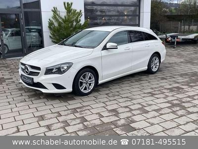 Gebraucht Mercedes CLA180 122 PS (89 kW) 2015 Calcitweiss  unilack Limousine