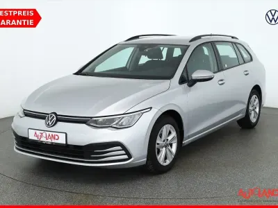 Gebraucht VW Golf VIII 131 PS (96 kW) 2021 Silber Kombi