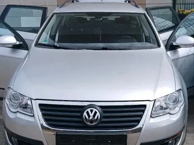 Gebraucht VW Passat 116 PS (85 kW) 2006 Silber Kombi