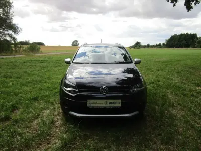 Gebraucht VW Polo Cross 86 PS (63 kW) 2014 Deep black perleffekt Kleinwagen