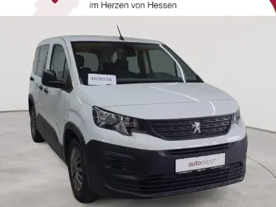 Gebraucht Peugeot Rifter Active 110 PS (80 kW) 2022 Weiß Van / Kleinbus
