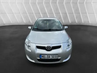 Gebraucht Toyota Auris 97 PS (71 kW) 2009 Grau Kleinwagen