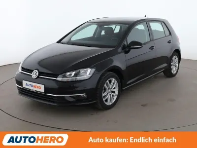 Gebraucht VW Golf VII Comfortline 110 PS (80 kW) 2018 Schwarz Limousine