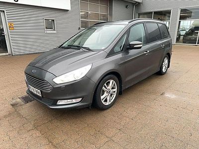 Grau Gebraucht 2016 Ford Galaxy Trend Van / Kleinbus | 6.500 €