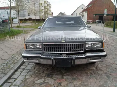 Gebraucht Chevrolet Caprice 170 PS (125 kW) 1986 Grau Limousine