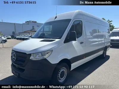Gebraucht Mercedes Sprinter 170 PS (125 kW) 2025 Weiß Van