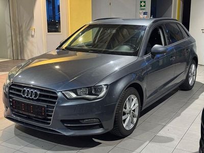 Gebraucht Audi A3 Attraction 110 PS (80 kW) 2016 Grau Limousine